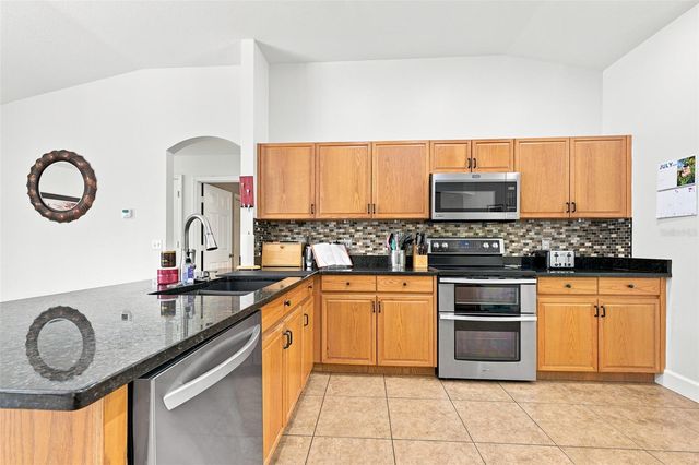 3720 TREELINE DRIVE, Valrico, FL 33596