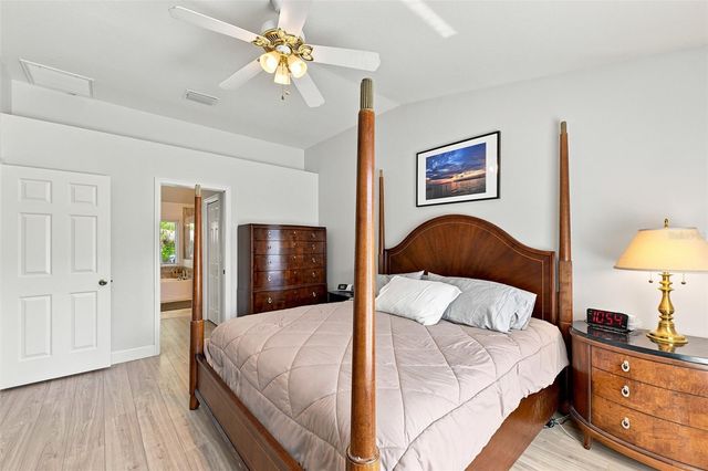 3720 TREELINE DRIVE, Valrico, FL 33596