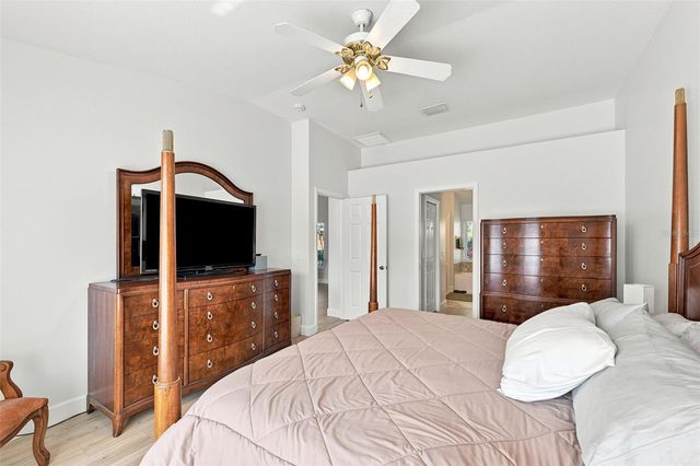 3720 TREELINE DRIVE, Valrico, FL 33596
