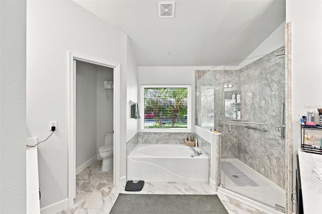 3720 TREELINE DRIVE, Valrico, FL 33596