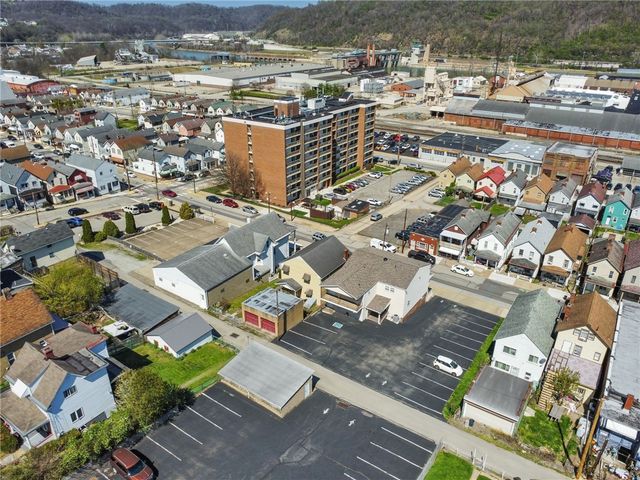 823 FALLOWFIELD AVE, Charleroi Boro, PA 15022