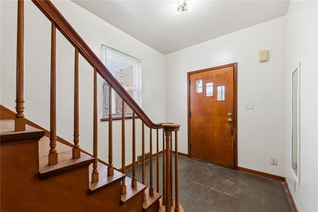 823 FALLOWFIELD AVE, Charleroi Boro, PA 15022