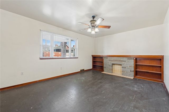 823 FALLOWFIELD AVE, Charleroi Boro, PA 15022