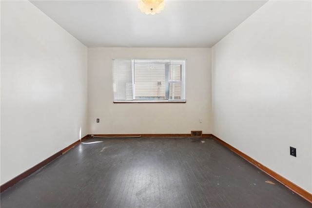 823 FALLOWFIELD AVE, Charleroi Boro, PA 15022