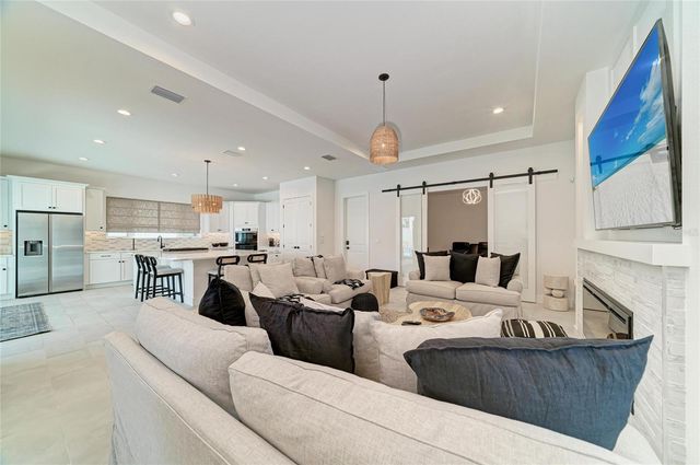5935 CAT CLAW LANE, Bradenton, FL 34210