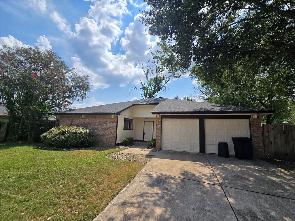 16331 Dew Drop Lane, Houston, TX 77095