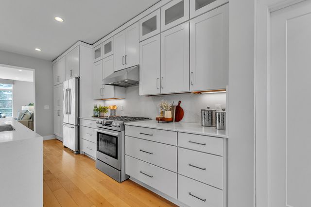 414 N Main Street 14, Ann Arbor, MI 48104