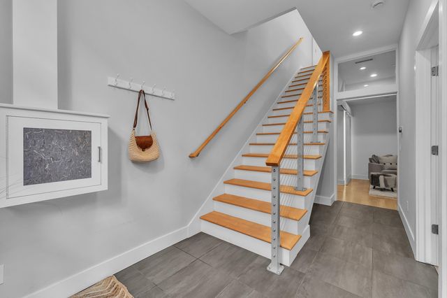 414 N Main Street 14, Ann Arbor, MI 48104
