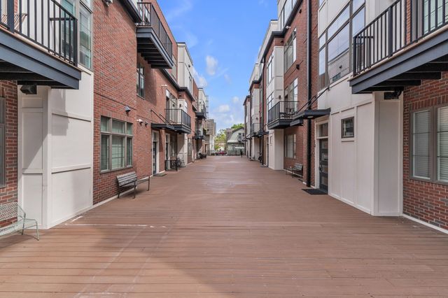 414 N Main Street 14, Ann Arbor, MI 48104
