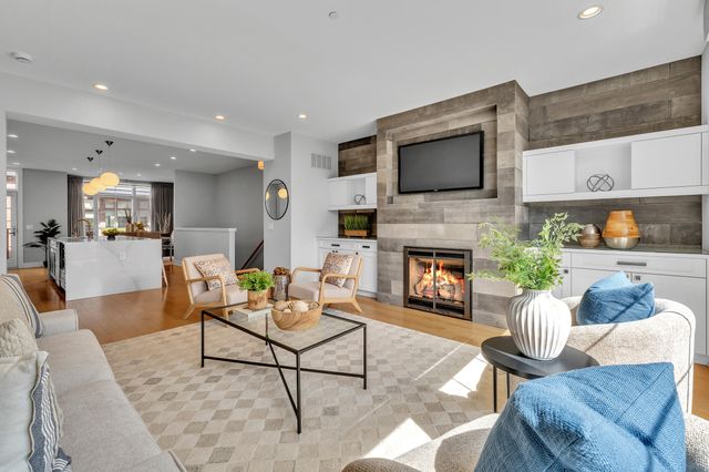 414 N Main Street 14, Ann Arbor, MI 48104