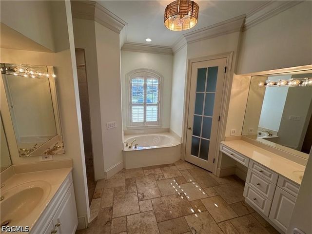 10020 Magnolia Pointe, Fort Myers, FL 33919