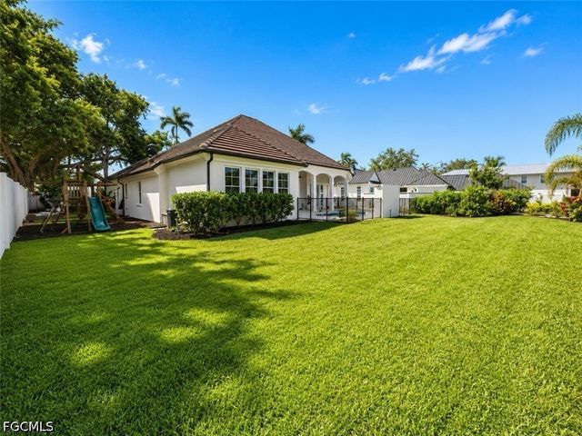 10020 Magnolia Pointe, Fort Myers, FL 33919