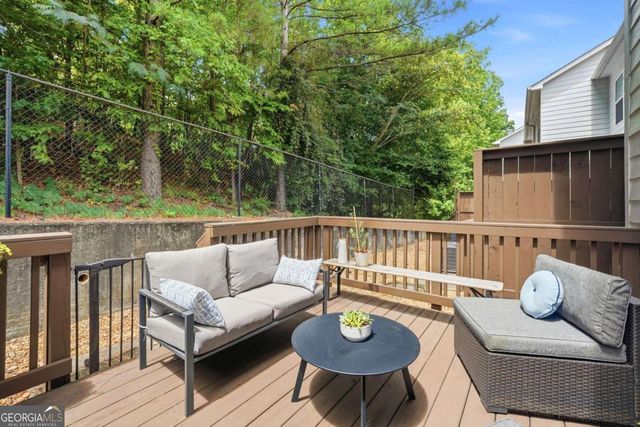 1448 Liberty Parkway NW, Atlanta, GA 30318