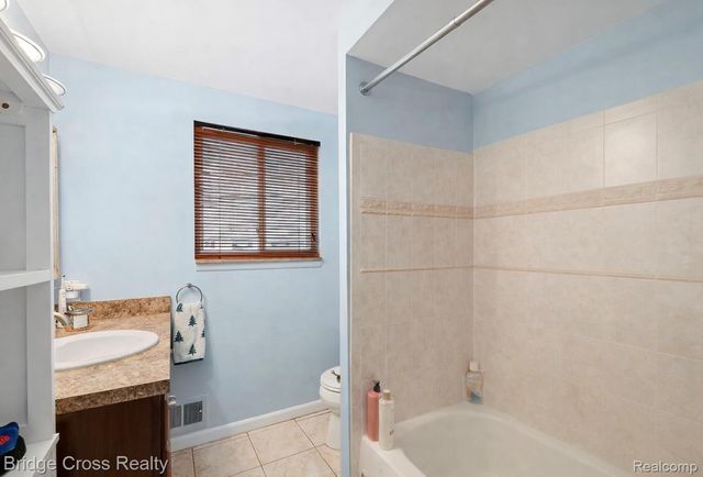 4811 Mansfield Avenue, Royal Oak, MI 48073