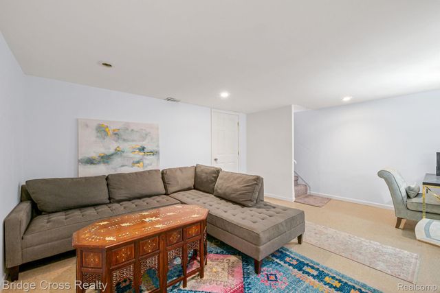 4811 Mansfield Avenue, Royal Oak, MI 48073