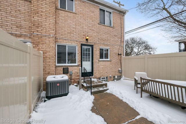 4811 Mansfield Avenue, Royal Oak, MI 48073