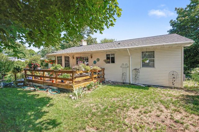 16261 Gierman Drive, Spring Lake, MI 49456