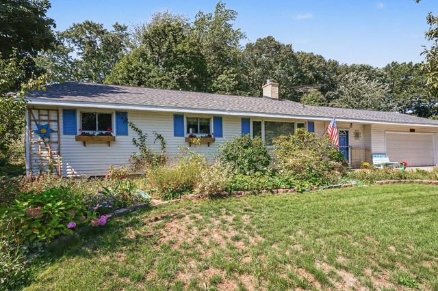 16261 Gierman Drive, Spring Lake, MI 49456