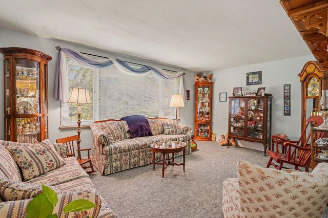 16261 Gierman Drive, Spring Lake, MI 49456