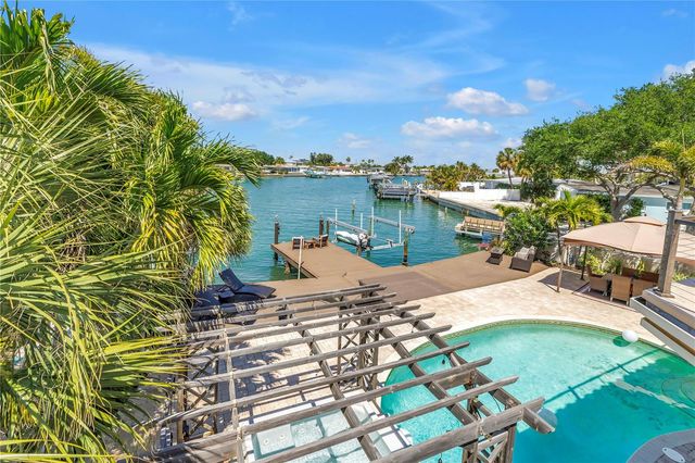 3945 POINSETTIA DRIVE, St Pete Beach, FL 33706