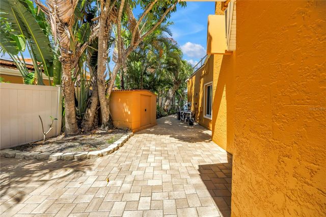 3945 POINSETTIA DRIVE, St Pete Beach, FL 33706