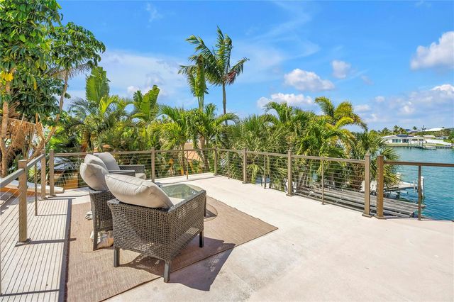 3945 POINSETTIA DRIVE, St Pete Beach, FL 33706