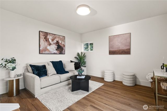815 E 60th Street, Tacoma, WA 98404