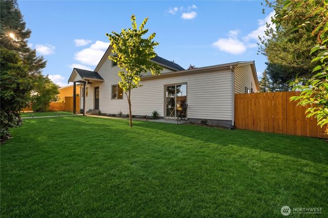 815 E 60th Street, Tacoma, WA 98404