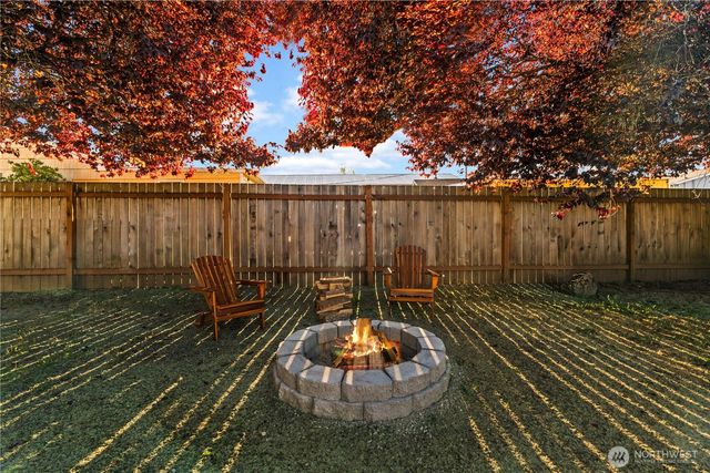 815 E 60th Street, Tacoma, WA 98404