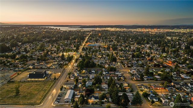 815 E 60th Street, Tacoma, WA 98404