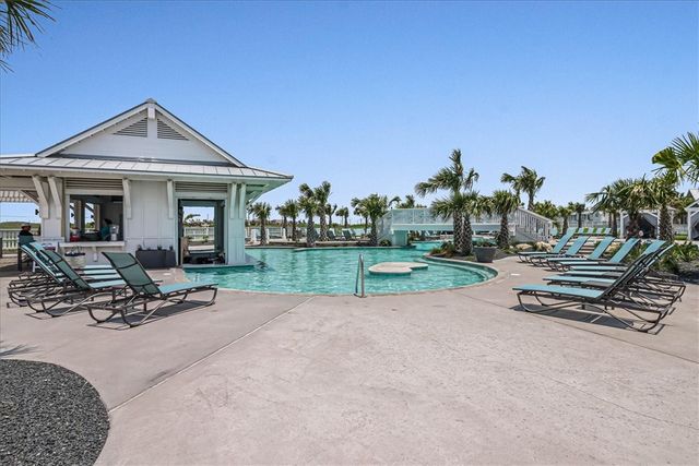 137 Palmilla Circ 202, Port Aransas, TX 78373