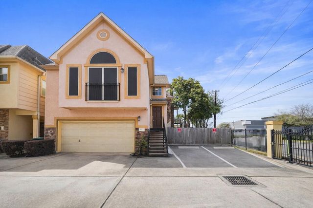 5821 Washington Avenue, Houston, TX 77007