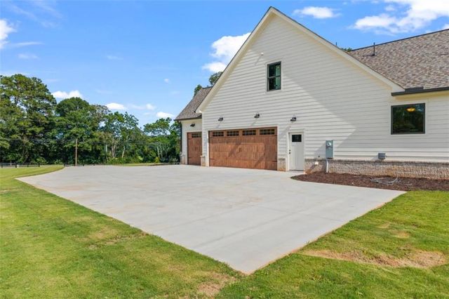 1191 Dove Creek Road, Winder, GA 30680