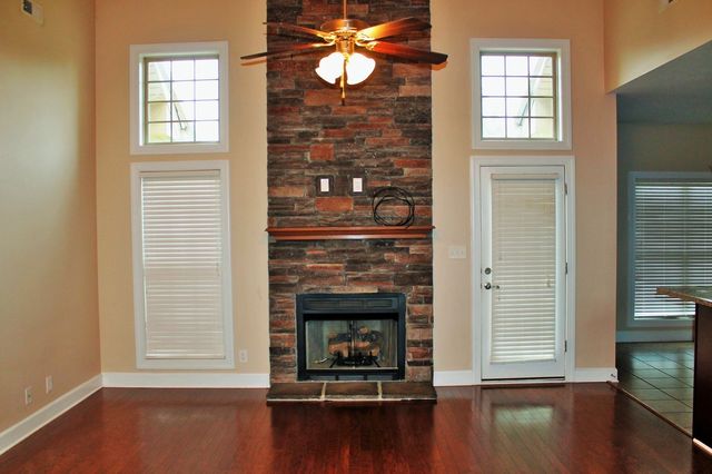 3636 Prestwicke Pl, Adams, TN 37010