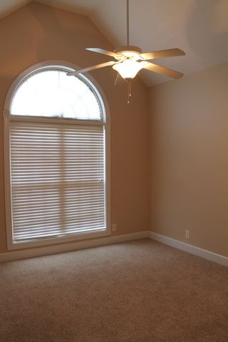 3636 Prestwicke Pl, Adams, TN 37010