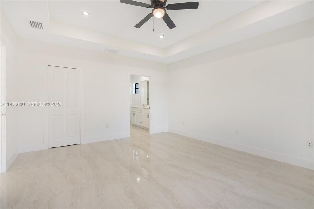 Image 14 of property listing at Address unavailable.