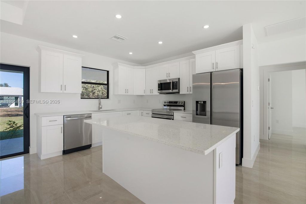 Image 3 of property listing at Address unavailable.