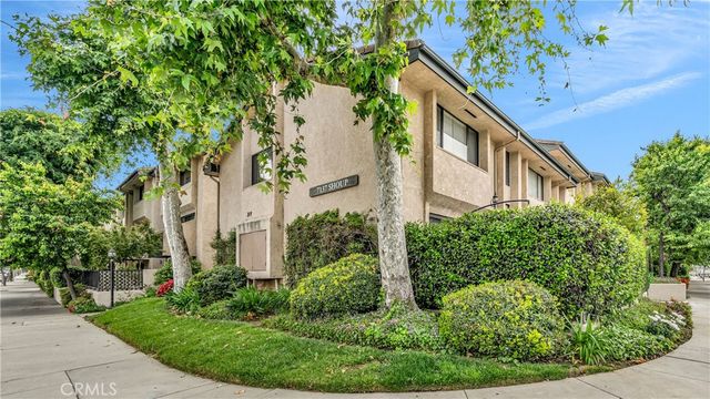 7137 Shoup Avenue 16, West Hills, CA 91307