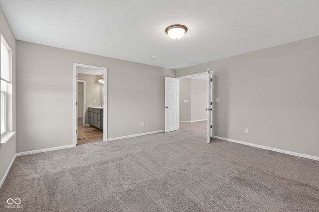 879 Rattlebox Ln, Westfield, IN 46074