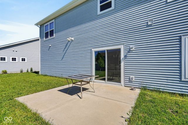 879 Rattlebox Ln, Westfield, IN 46074