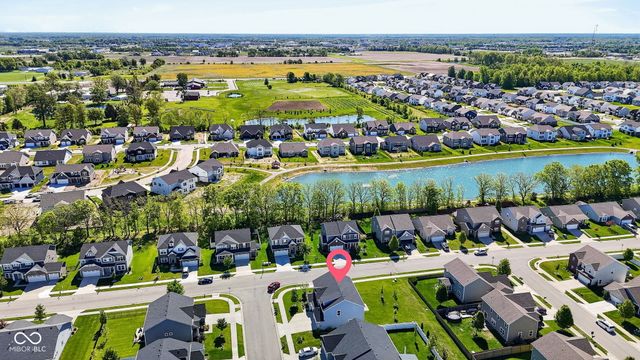 879 Rattlebox Ln, Westfield, IN 46074