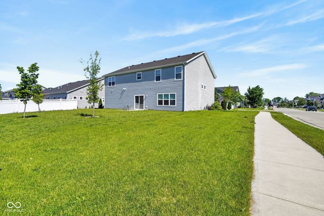 879 Rattlebox Ln, Westfield, IN 46074