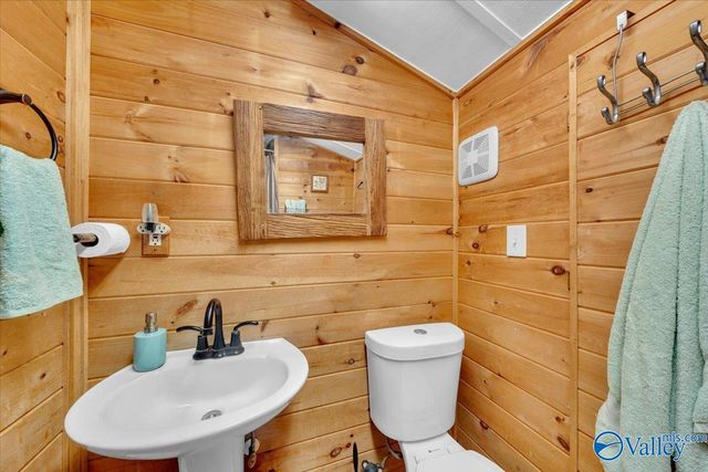 158 Road 944, Mentone, AL 35984