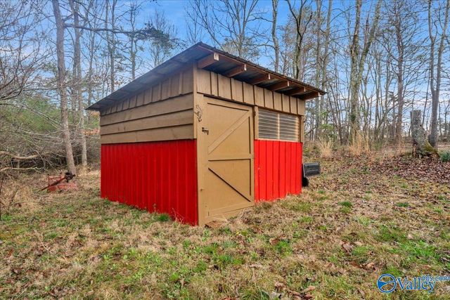 158 Road 944, Mentone, AL 35984