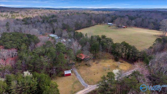 158 Road 944, Mentone, AL 35984