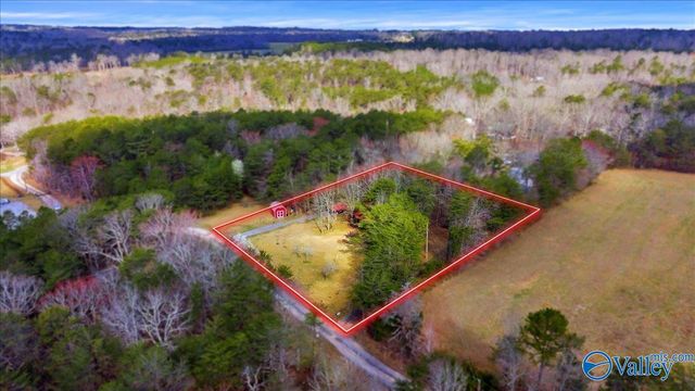 158 Road 944, Mentone, AL 35984