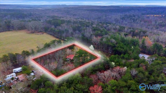 158 Road 944, Mentone, AL 35984