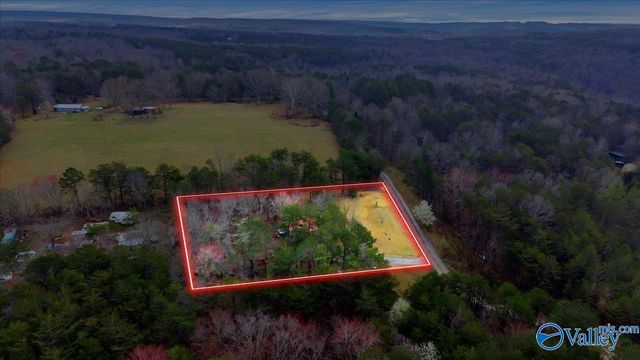 158 Road 944, Mentone, AL 35984