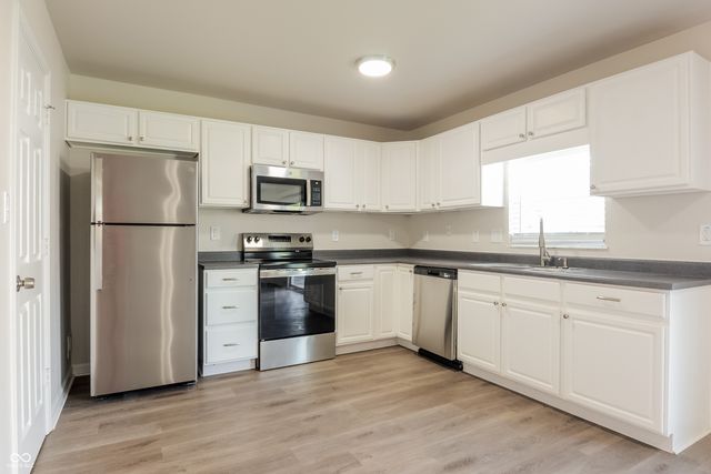 6412 E Pemboke Court, Camby, IN 46113