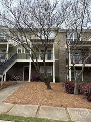490 Barnett Shoals Road 434, Athens, GA 30605